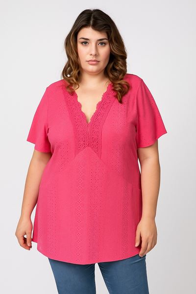 Picture of CURVY GIRL PLAIN TOP WITH LACE NECKLINE